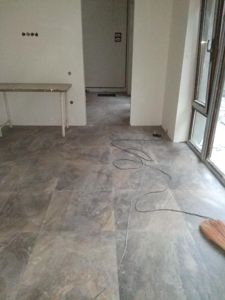 Пол и сложные поверхности - например,  на сиденья в сауне
