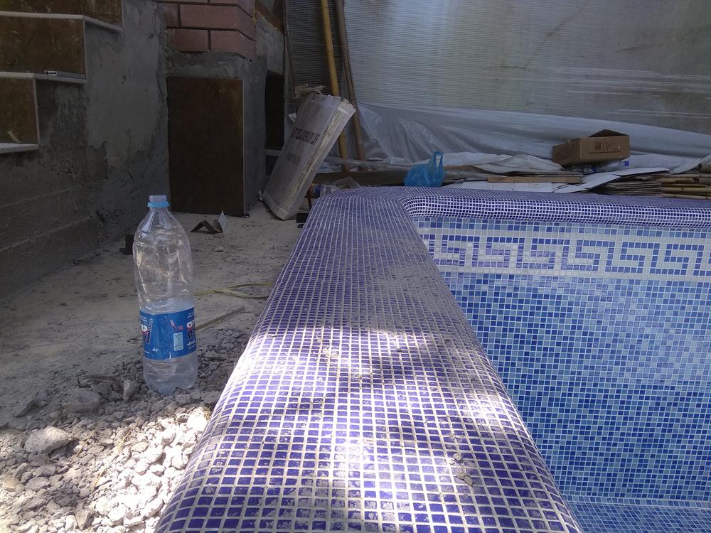 Поэтому я заказал работу по укладке мозаики в бане у него. Кафельщик Ташкента.
